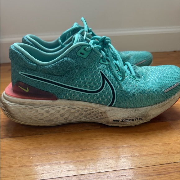 Nike Invincible 2 - Picture 3 of 6